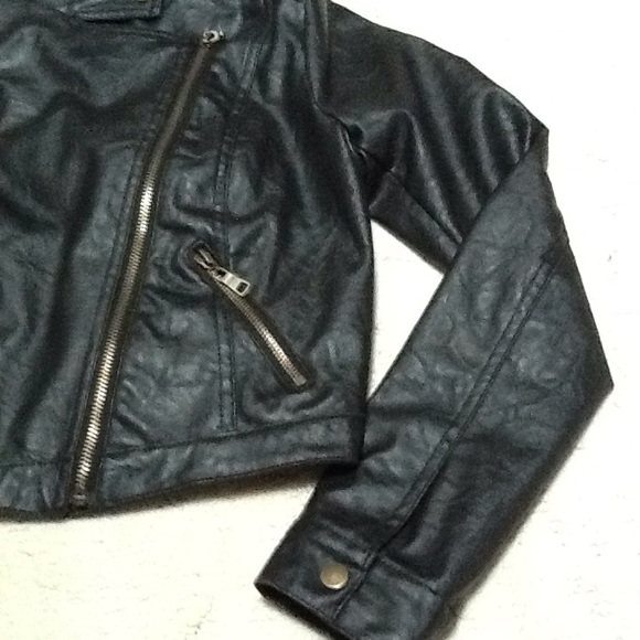 Forever 21 Black Faux Leather Moto Jacket SzS/P - Picture 6 of 8